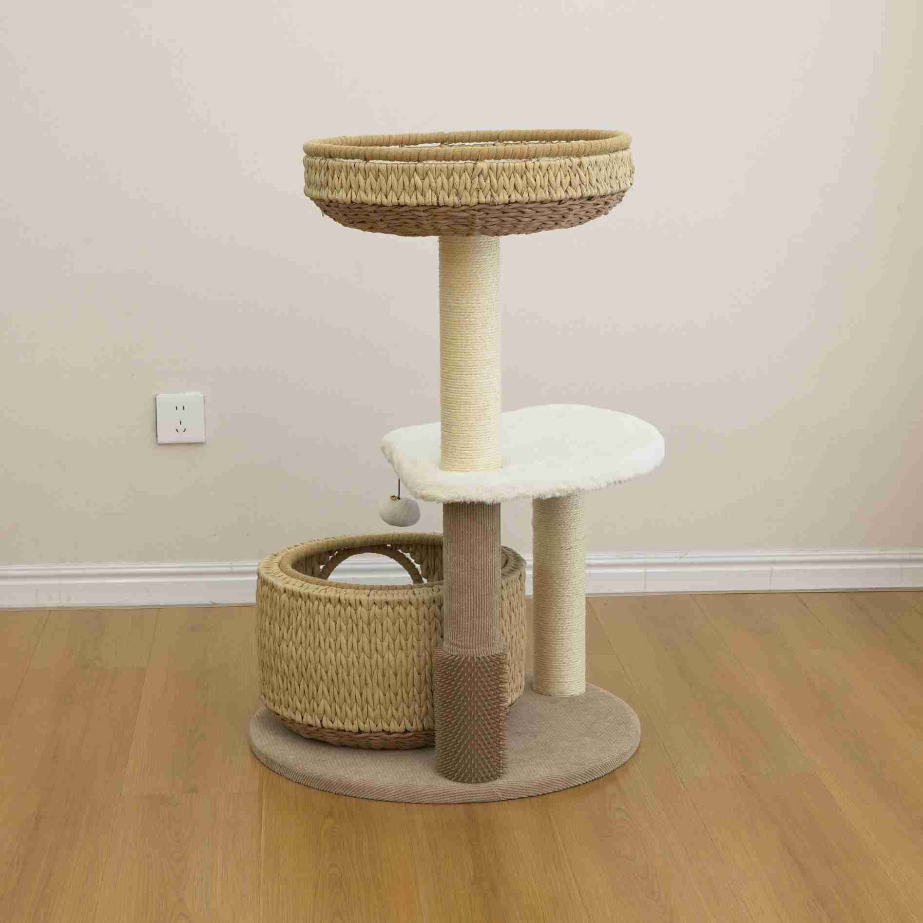 Quapas! Catscratcher Breezy M